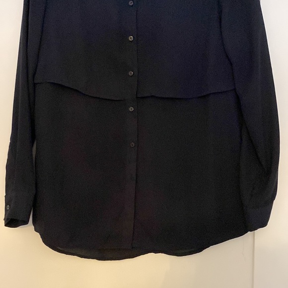 H&M button up blouse - Picture 3 of 4